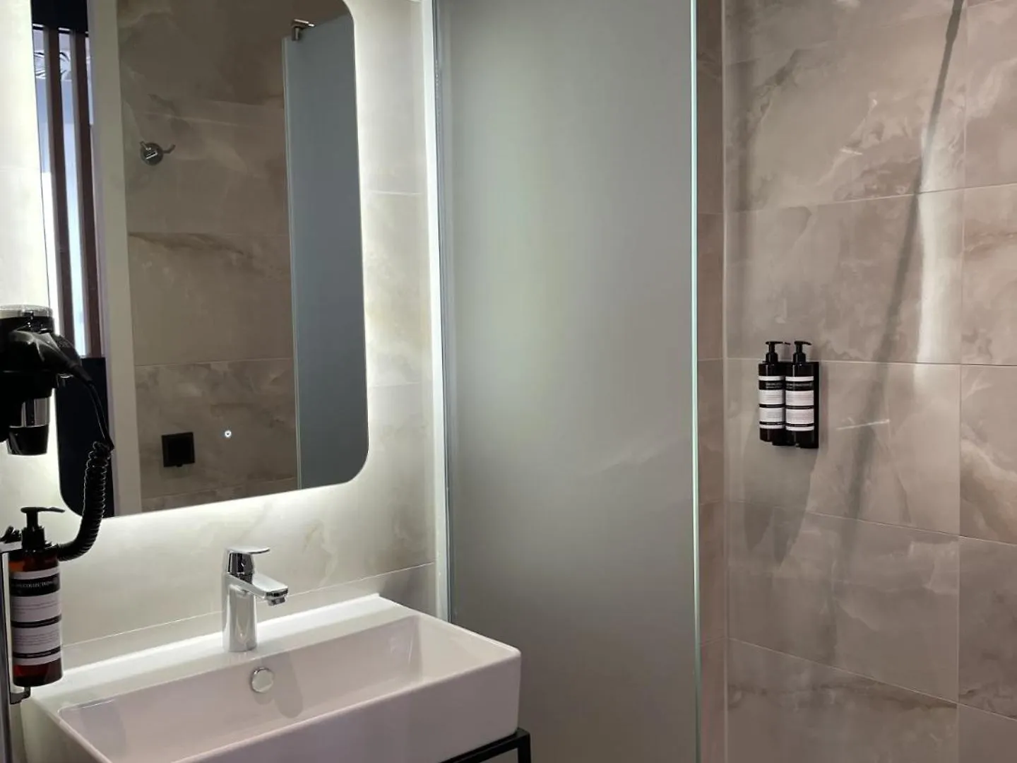 Ozo Hotels Antares Airport Hoofddorp 3*,  Netherlands