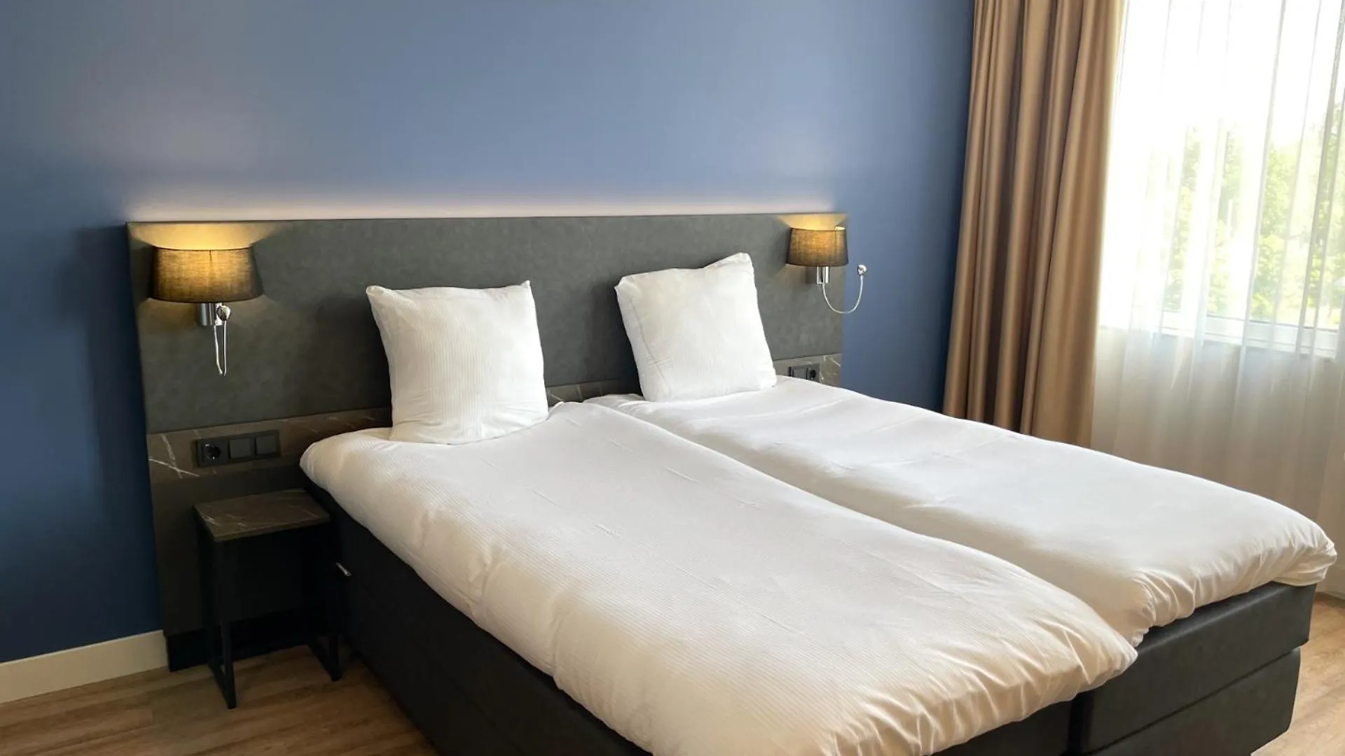 Ozo Hotels Antares Airport Hoofddorp