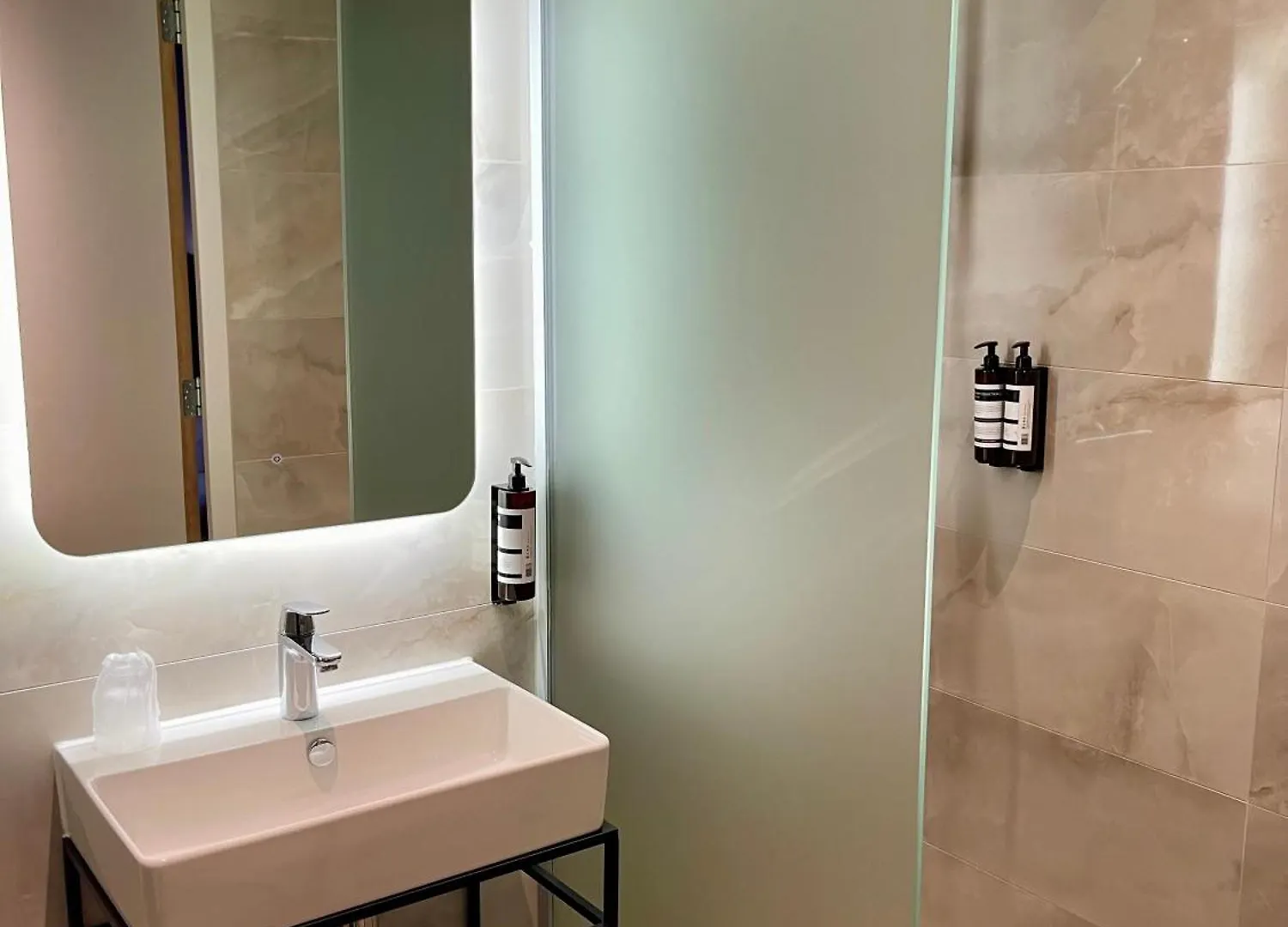 Ozo Hotels Antares Airport Hoofddorp