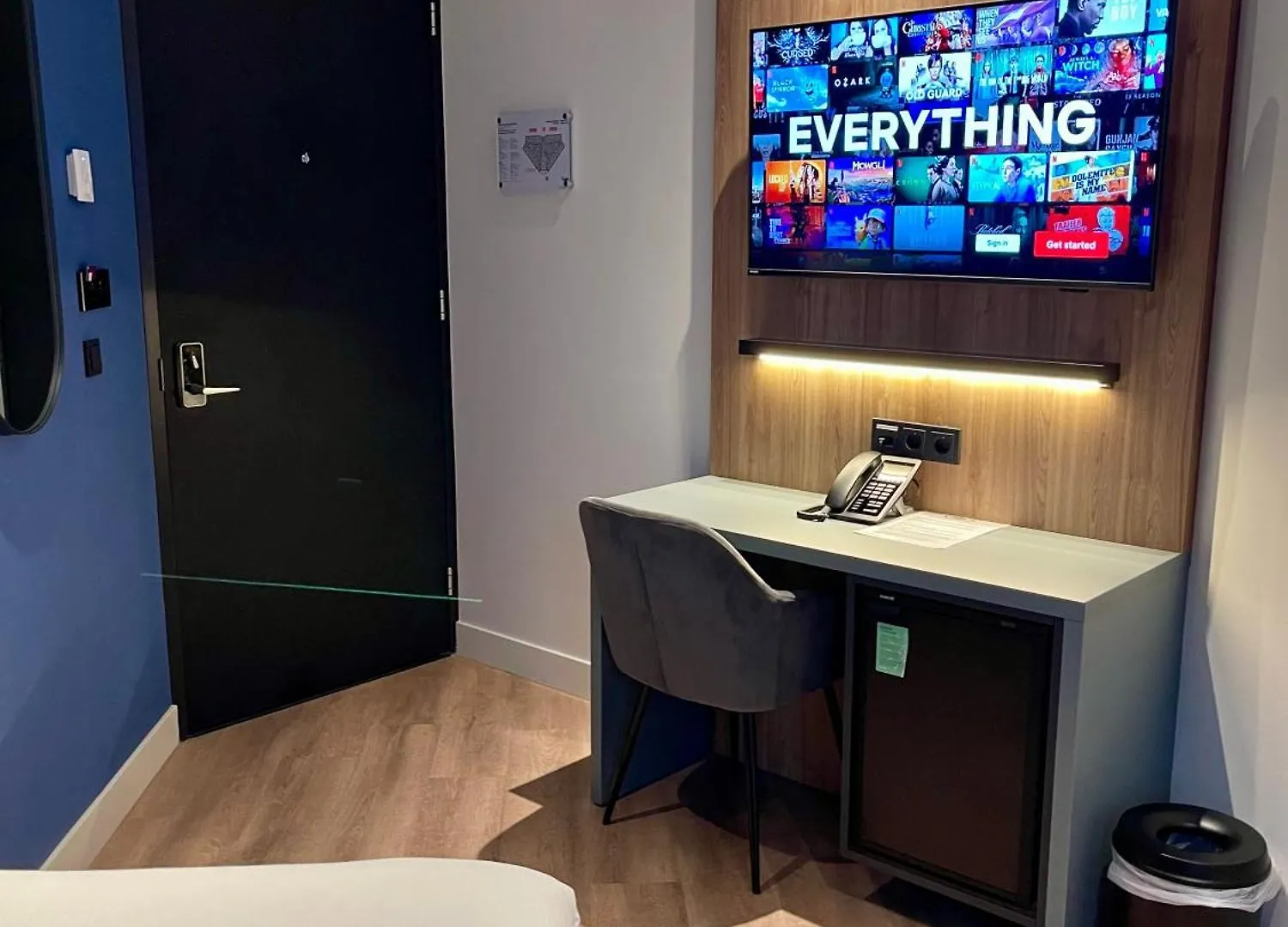 Ozo Hotels Antares Airport Hoofddorp 3*,