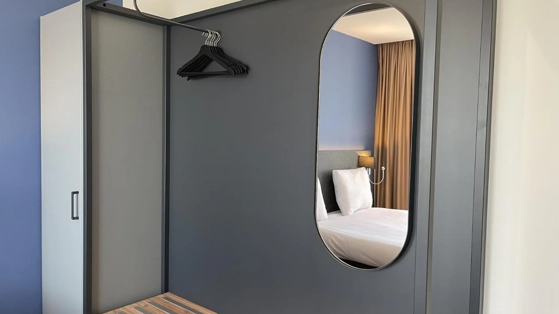 Ozo Hotels Antares Airport Hoofddorp