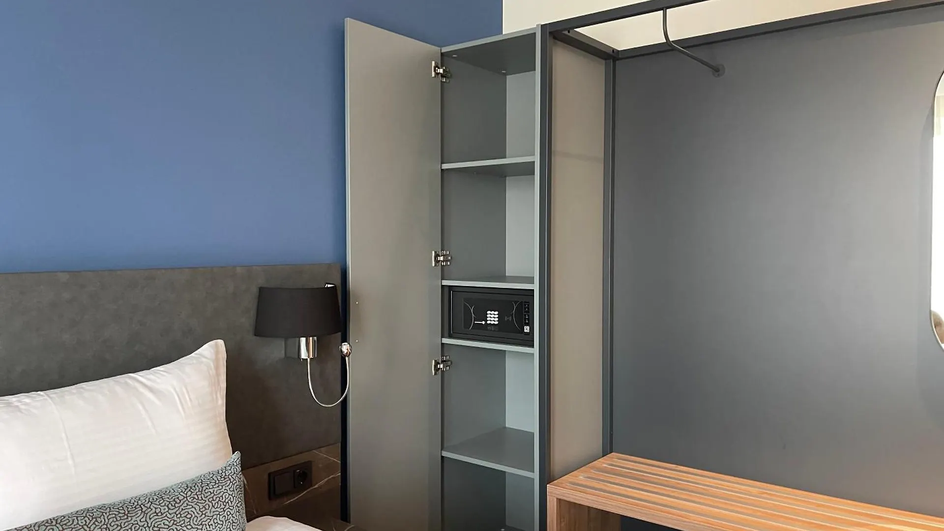 Ozo Hotels Antares Airport Hoofddorp